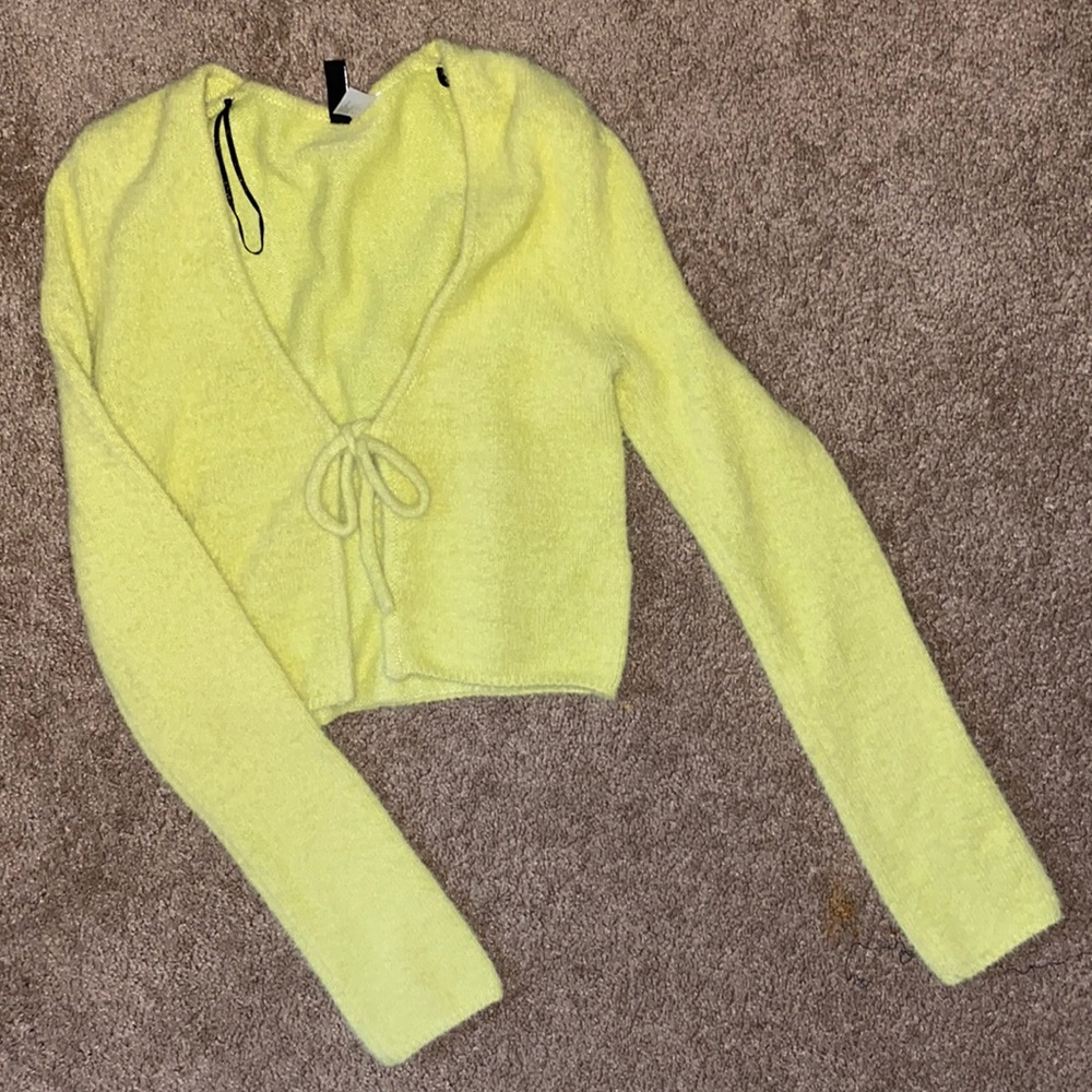 Crop top sweater